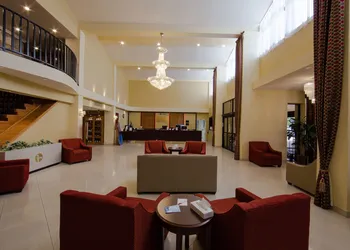Ramada by Wyndham Houston Intercontinental Airport East hotel thumbnail 3