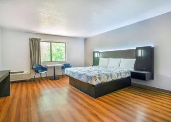 Motel 6 Gresham, OR - Portland hotel thumbnail 4