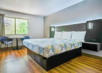 Motel 6 Gresham, OR - Portland hotel thumbnail 5