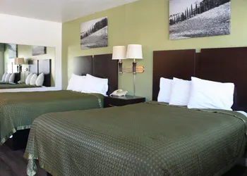 Express Inn hotel thumbnail 7