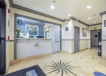 Days Inn & Suites by Wyndham Webster NASA-ClearLake-Houston hotel thumbnail 7