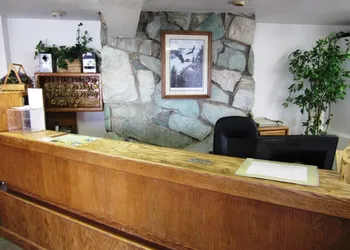Yellowstone Country Inn hotel thumbnail 3