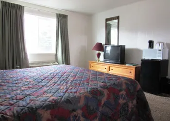 Yellowstone Country Inn hotel thumbnail 8