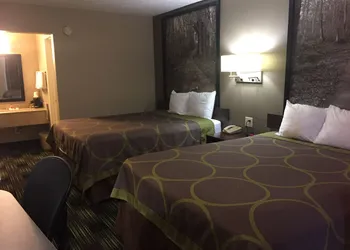 Super 8 by Wyndham Jackson hotel thumbnail 6
