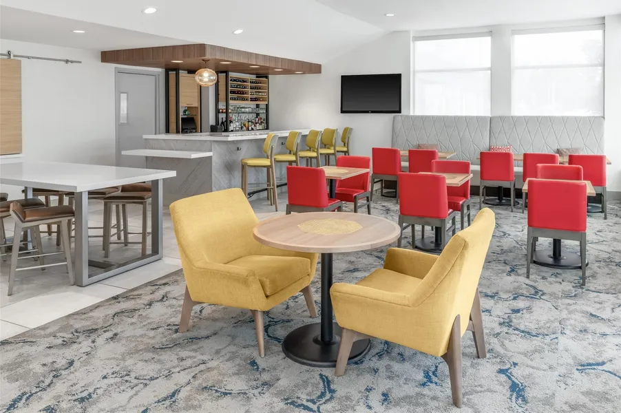 Hilton Garden Inn Queens/JFK Airport hotel detail image 2