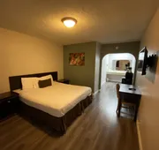 Anaheim Executive Inn & Suites hotel detail image 4