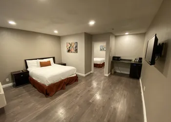 Anaheim Executive Inn & Suites hotel thumbnail 6