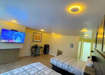 Ocean Inn hotel thumbnail 8