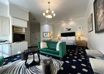 The Sterling Hotel hotel thumbnail 7