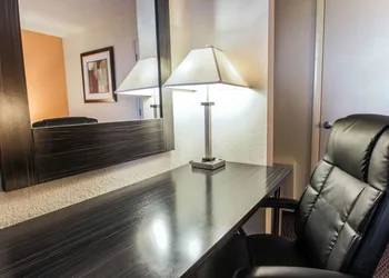 Suburban Studios International Drive hotel thumbnail 2