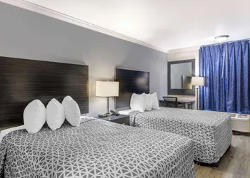 Suburban Studios International Drive hotel thumbnail 8