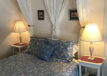 The Inn at Starlight Lake hotel thumbnail 3