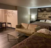 Super 8 by Wyndham Millbury/Toledo hotel detail image 7