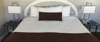 Hotel thumbnail 2