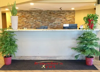 Travelers Inn hotel thumbnail 3