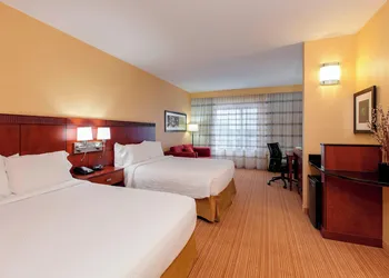 Courtyard by Marriott Chicago Schaumburg/Woodfield Mall hotel thumbnail 6