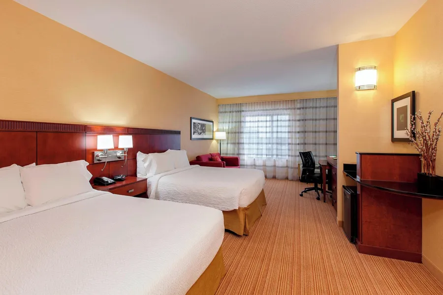 Courtyard by Marriott Chicago Schaumburg/Woodfield Mall hotel detail image 6
