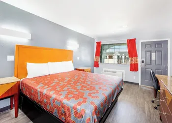 Executive Inn of Hondo hotel thumbnail 5