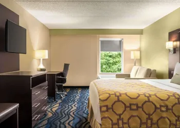 Baymont by Wyndham Georgetown/Lexington North hotel thumbnail 3