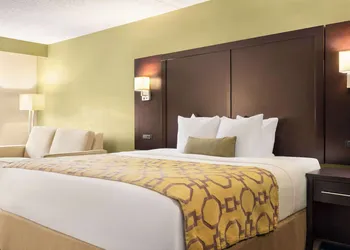 Baymont by Wyndham Georgetown/Lexington North hotel thumbnail 4