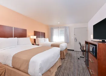 Rodeway Inn hotel thumbnail 4