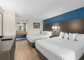 Baymont by Wyndham Orlando East hotel thumbnail 4