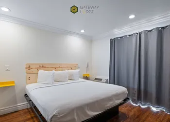 Gateway Lodge hotel thumbnail 7