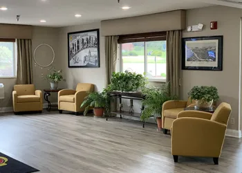 Super 8 by Wyndham Clearfield hotel thumbnail 6