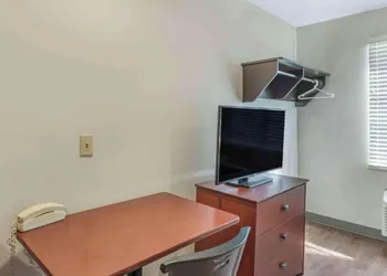 Studio 6 Extended Stay Little Rock Southwest AR hotel thumbnail 4
