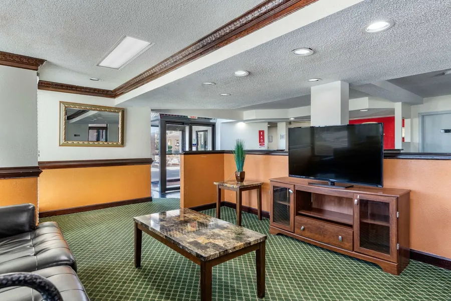 Econo Lodge Florence - Darlington hotel detail image 2