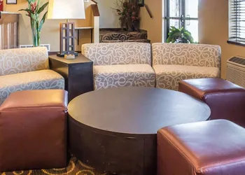 Rodeway Inn Milford hotel thumbnail 3