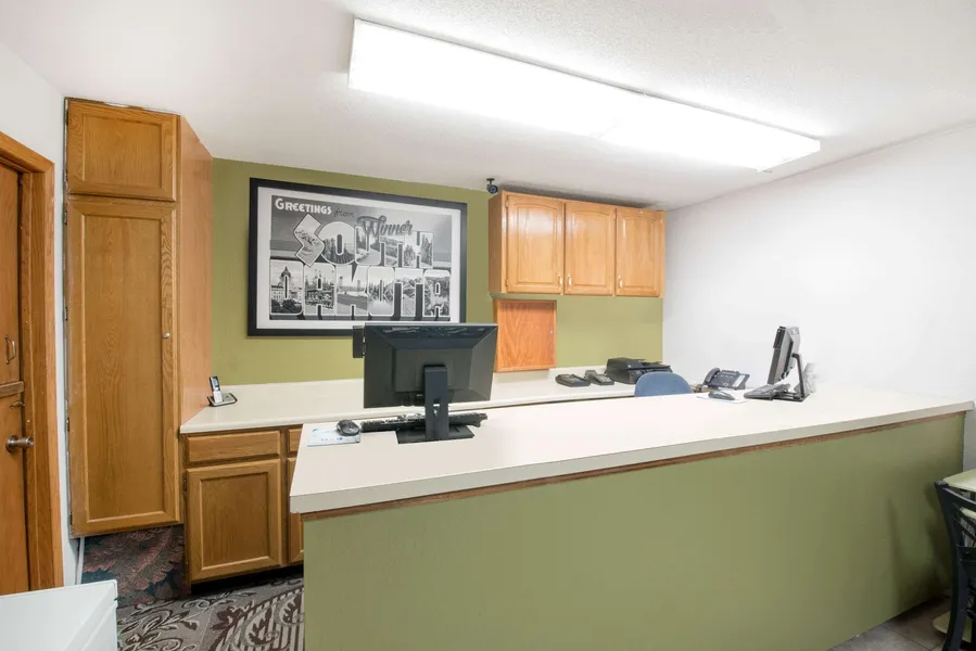 Super 8 by Wyndham Winner SD hotel detail image 2