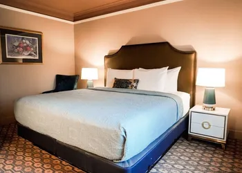 Columbia Gorge Hotel and Spa hotel thumbnail 8