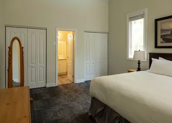 Rocky Crest Golf Resort hotel thumbnail 5