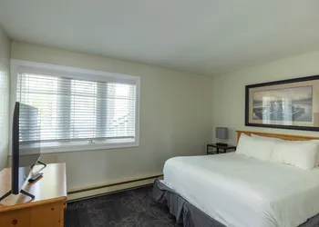 Rocky Crest Golf Resort hotel thumbnail 8