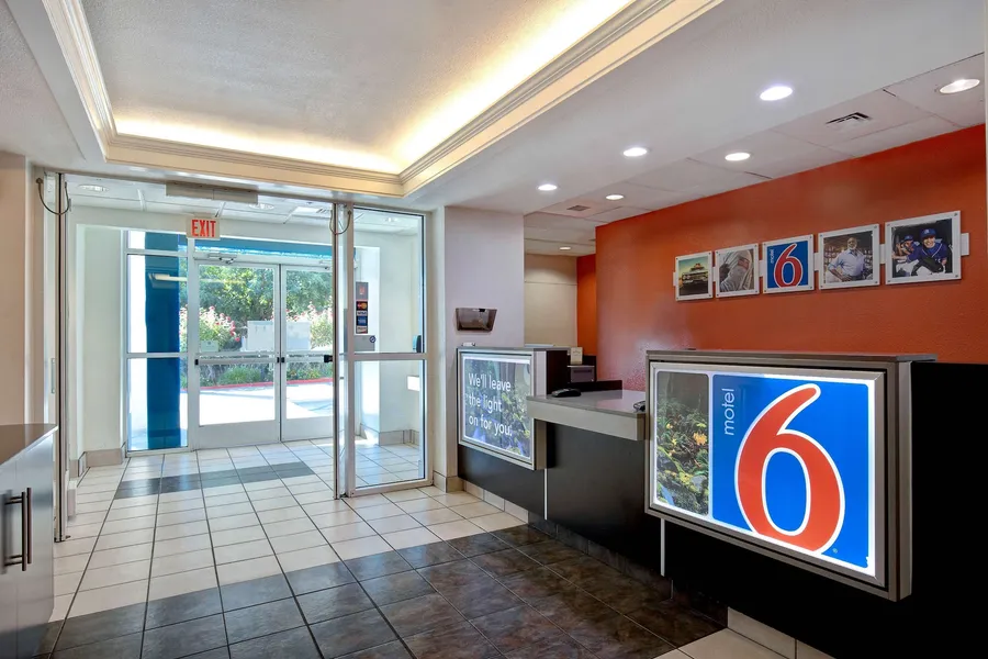 Motel 6 Gilroy, CA hotel detail image 2