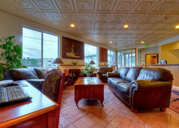 Juneau Hotel hotel thumbnail 6