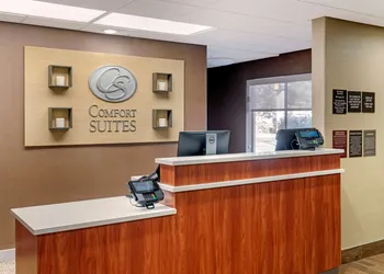 Comfort Suites Marysville - Yuba City hotel thumbnail 3