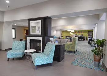 Ramada by Wyndham Burkburnett / Wichita Falls hotel thumbnail 4