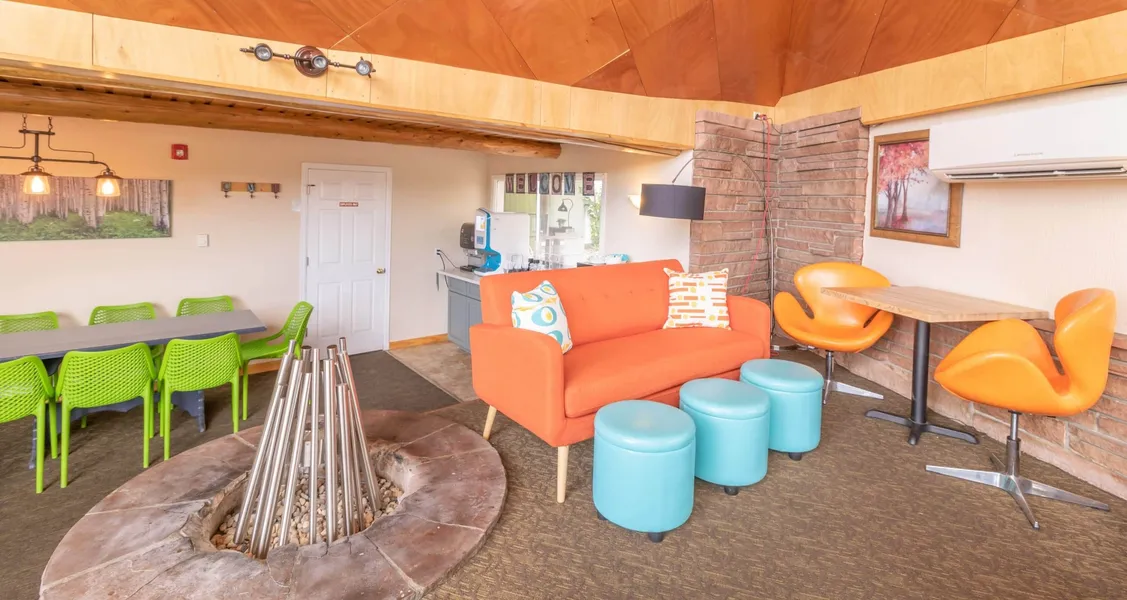 Coyote Mountain Lodge hotel detail image 2