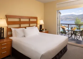 The Cove Lakeside Resort hotel thumbnail 7