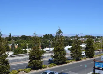 Silicon Valley Inn hotel thumbnail 7