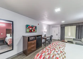 Red Roof Inn Dallas - Mesquite/ Fair Park NE hotel thumbnail 8