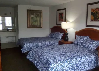 Ambassador Inn hotel thumbnail 3
