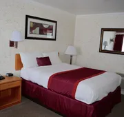 Travelers Inn hotel detail image 7