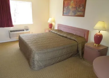 Starlite Motor Inn hotel thumbnail 3