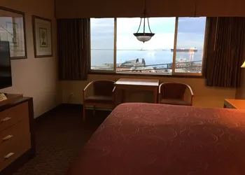 Port Angeles Inn hotel thumbnail 7