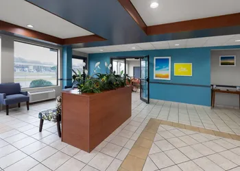 Days Inn & Suites by Wyndham Seaford hotel thumbnail 2