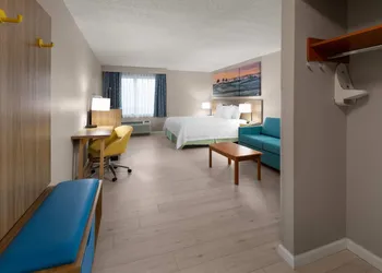 Days Inn & Suites by Wyndham Seaford hotel thumbnail 6