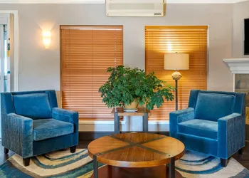 Elizabeth Oceanfront Suites, an Ascend Collection Hotel hotel thumbnail 6